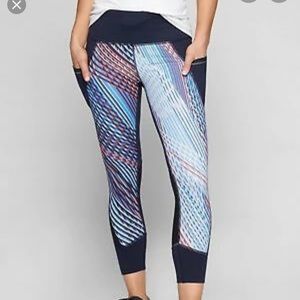 ATHLETA Mosaic Relay Capri